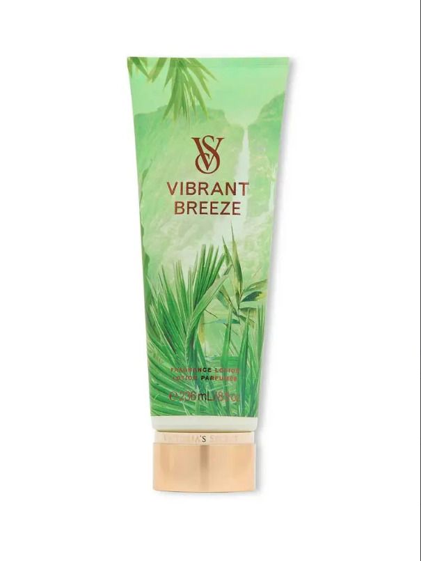 Лосьйон для тіла Victoria's Secret - Vibrant Breeze Тип аромату: солодкий-квітковий. Нотки аромату: солоний пісок, шкаралупа кокосового горіха, сандалове дерево. - Blush