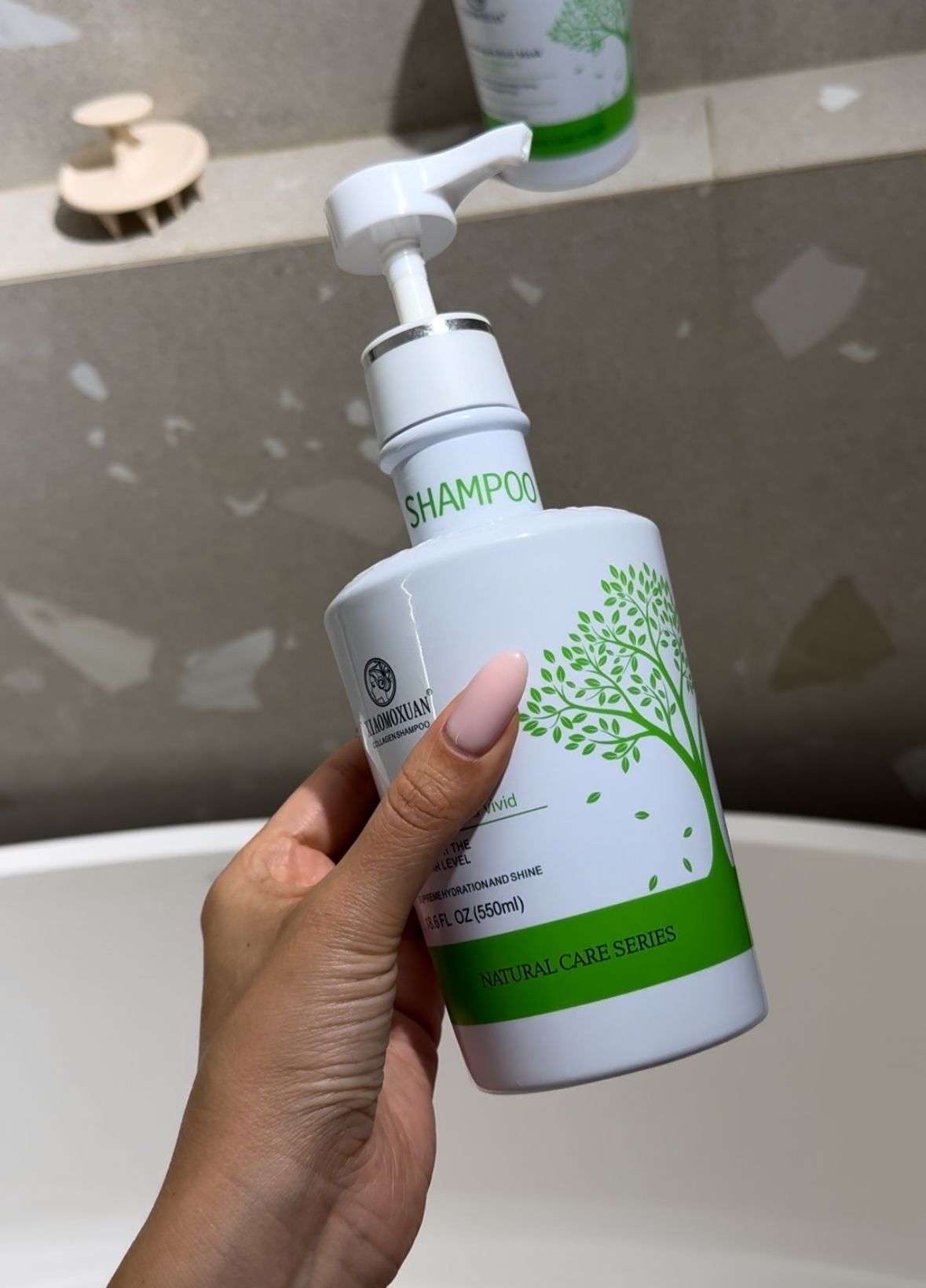 Питательный шампунь с чайным деревом для поврежденных волос Xiaomoxuan Silky Smooth Shampoo — фото 2