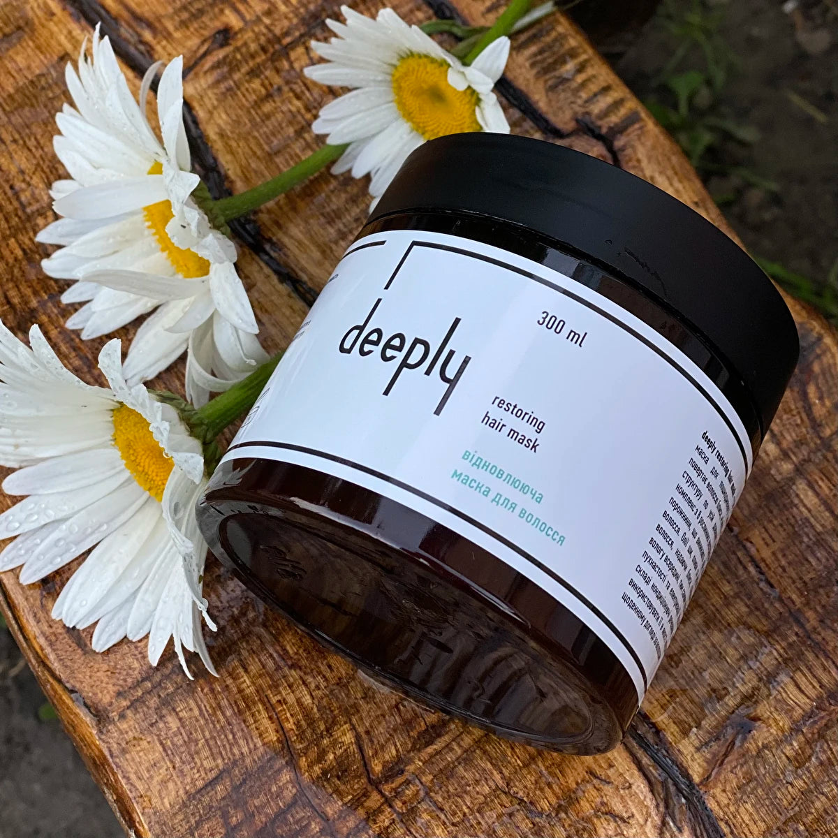 Восстанавливающая маска для волос Deeply Restoring Hair Mask — фото 3