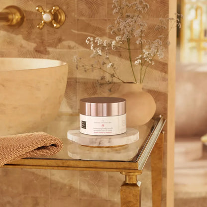 Скраб для тіла The Ritual of Sakura Sugar Body Polish Scrub, 125 г
