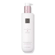Лосьйон для тіла The Ritual of Sakura Body Lotion Вишуканий аромат з акордами рисового молока й квітучої вишні. - Blush