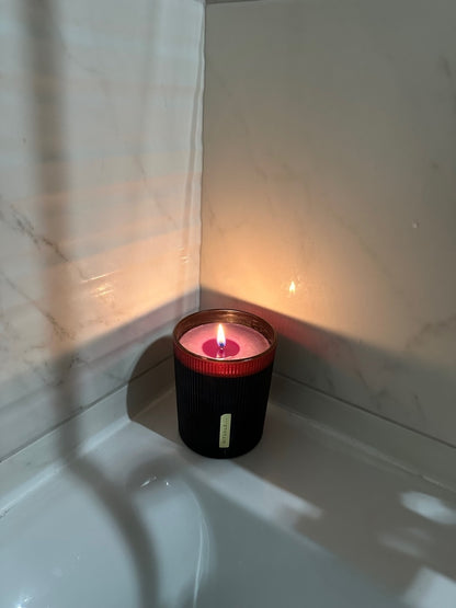 Ароматична свічка The Ritual of Ayurveda Scented Candle, 140 г