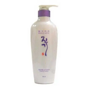 Регенеруючий кондиціонер інтенсивно зволожує і відновлює структуру волосся, 300 мл - Blush