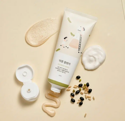 Пінка для очищення шкіри з екстрактом чорних соєвих бобів ROUND LAB Soybean Сleanser 150 ml